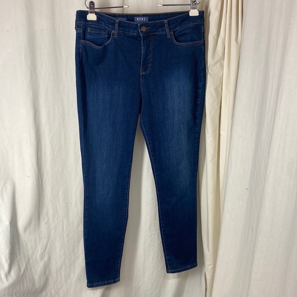 NYDJ 12 Skinny Lift Tuck Medium Rinse Jeans Like New